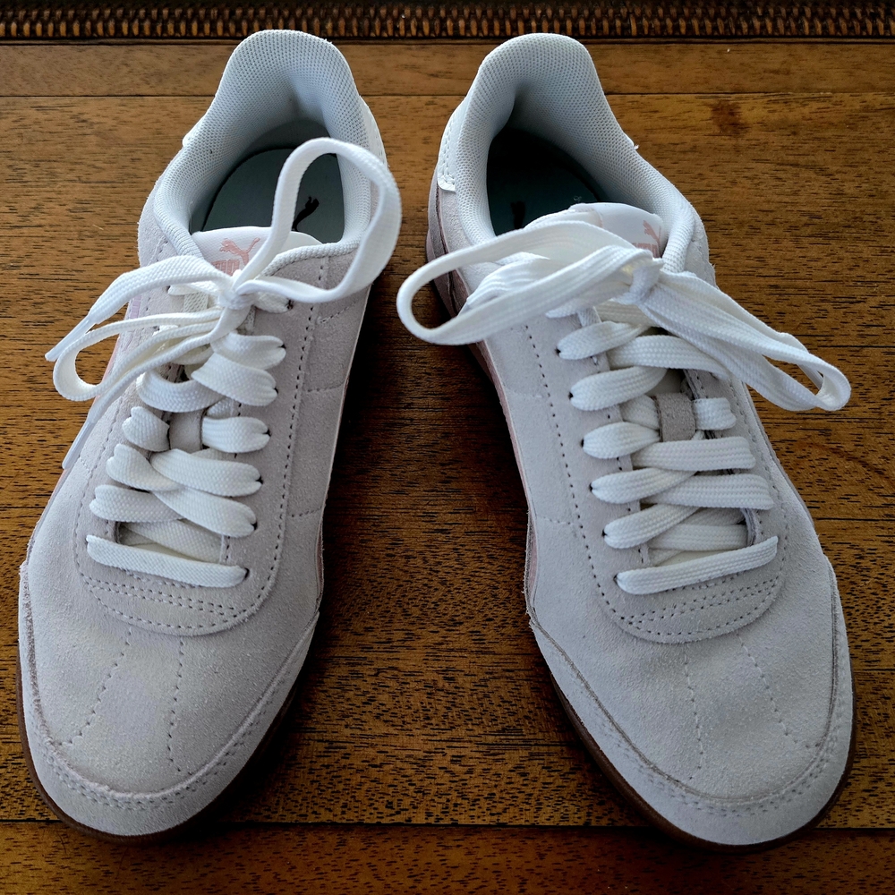 Puma Light Pink Women's Sneakers. Sz. 6